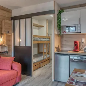 https://studio-cosy-coin-nuit-proche-centre-vue-splendide.hotels-rhonealpes.com